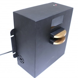 機(jī)器人自動(dòng)充電器帶通訊